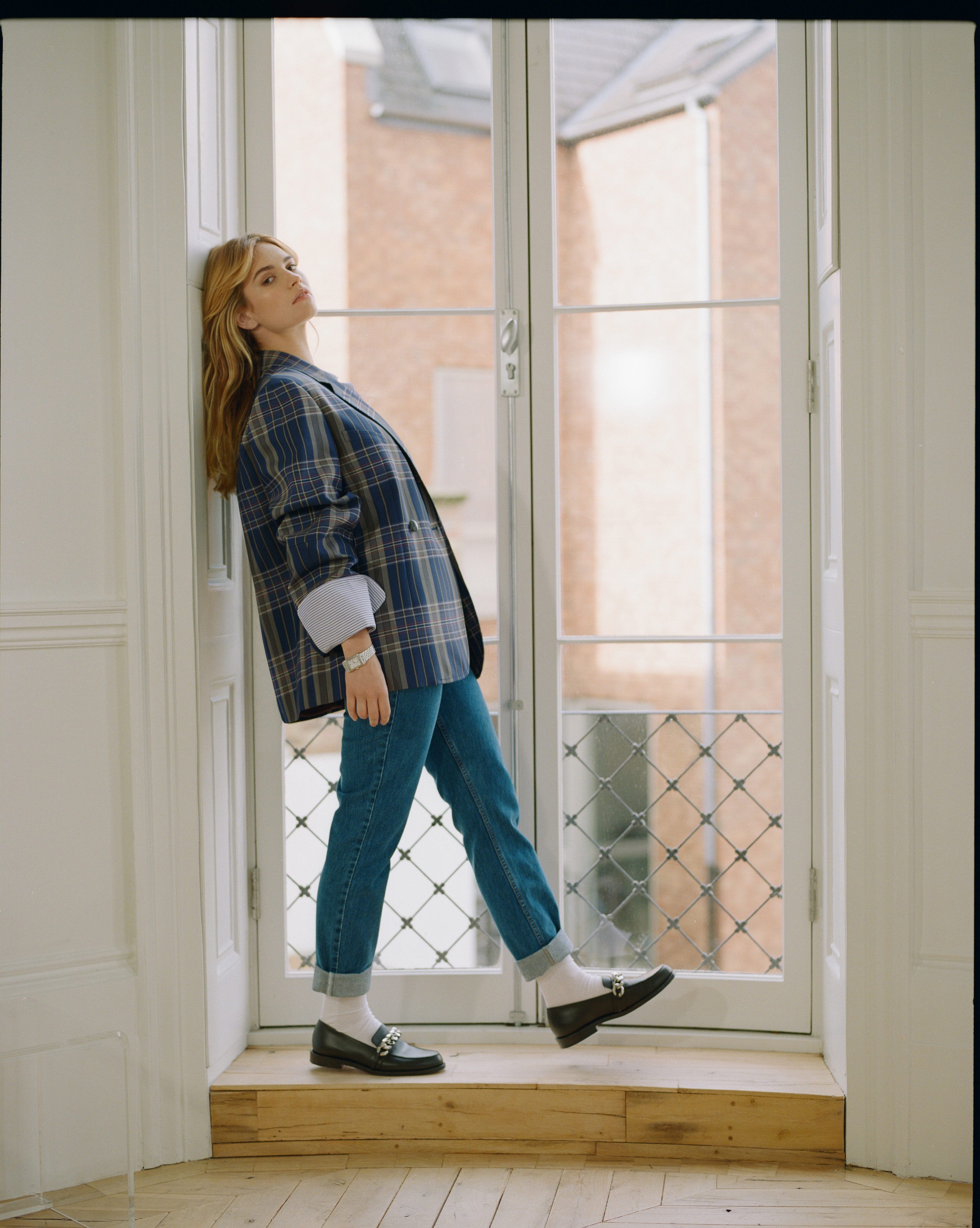 lily james boots mamma mia