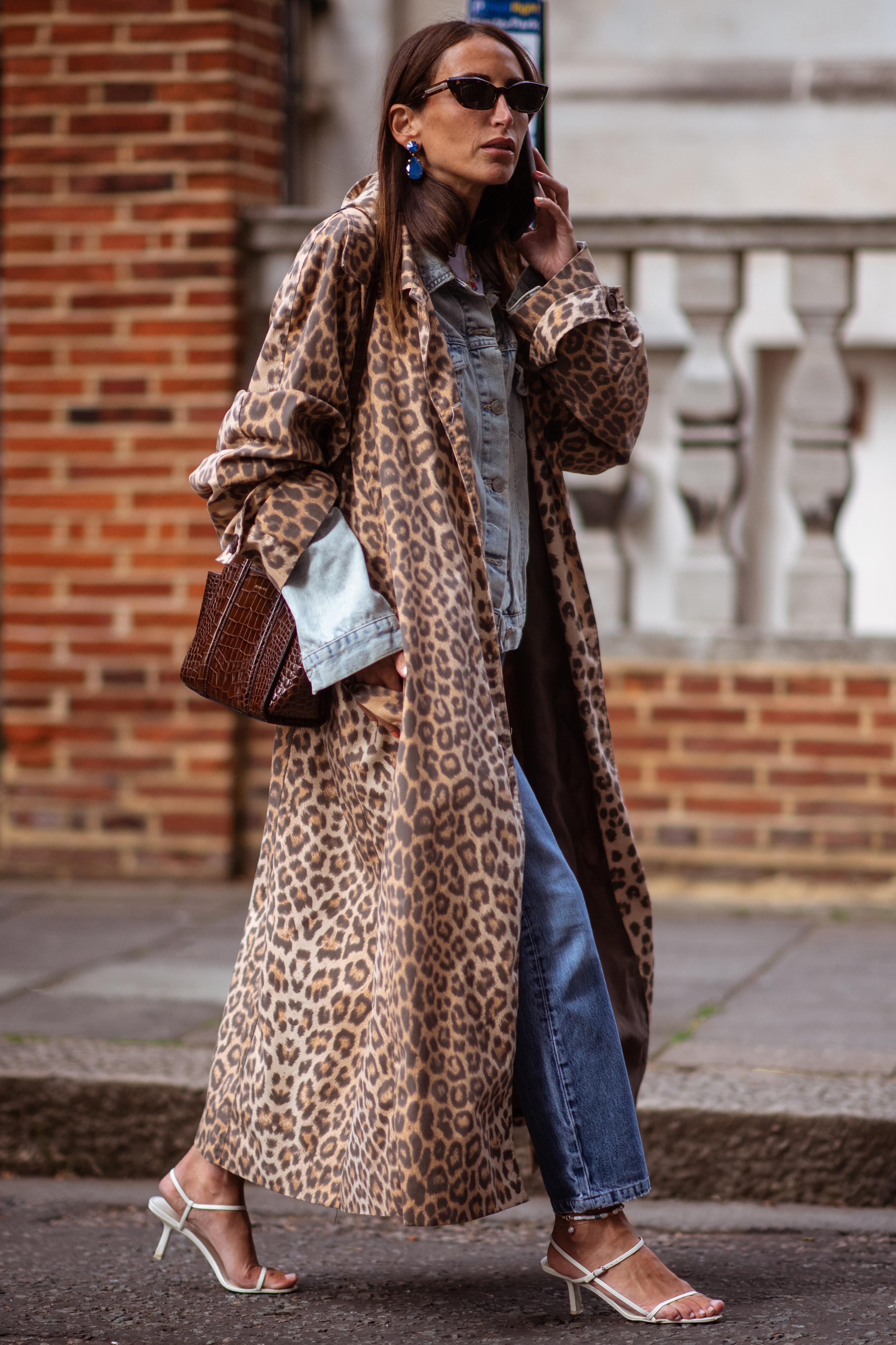 DOLCE & GABBANA Leopard Trench Coat  Leopard fashion, Fashion prints, Animal  print fashion