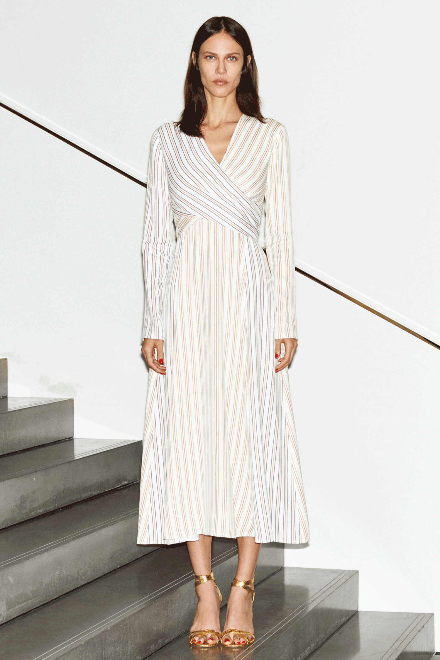 Best Wrap Dress: Discover Our Designer 