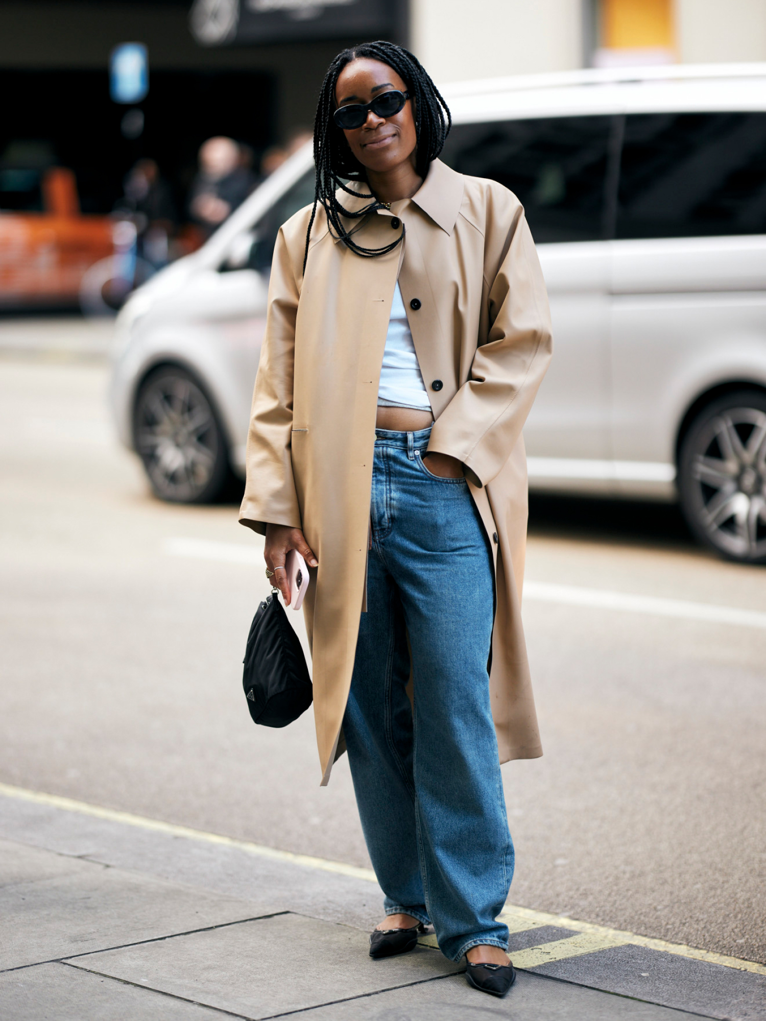 5 Ways to Wear Wide Leg Jeans - the gray details